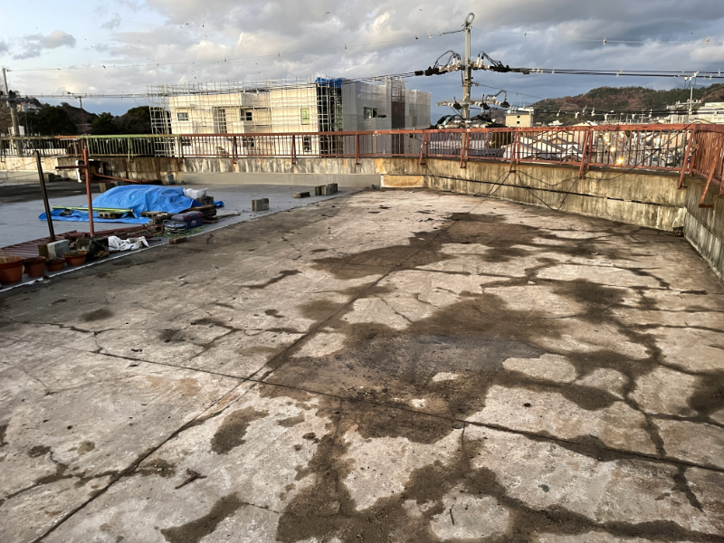 防水工事　防水シート撤去完了