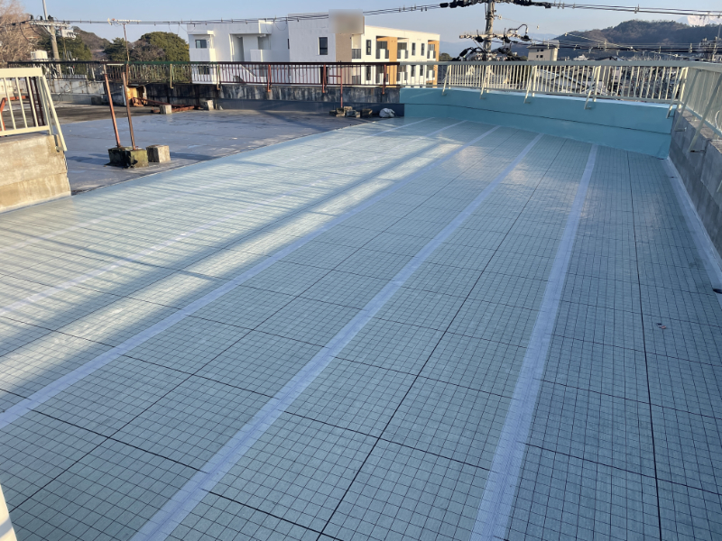防水工事　自着シート施工完了