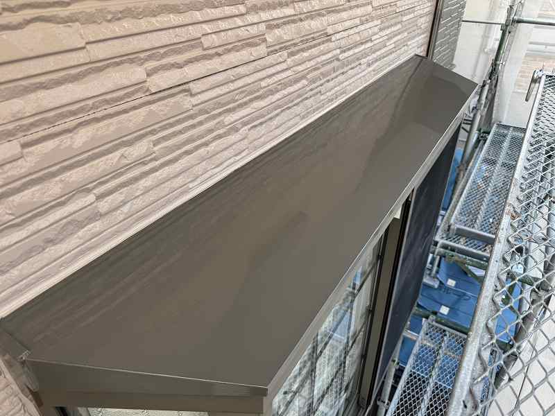 出窓屋根上塗り後