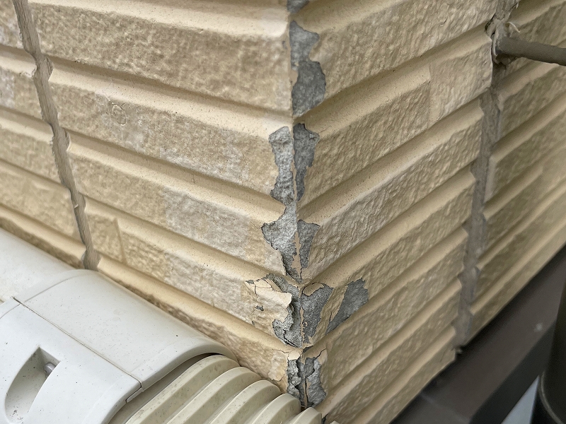 損傷した外壁の出隅