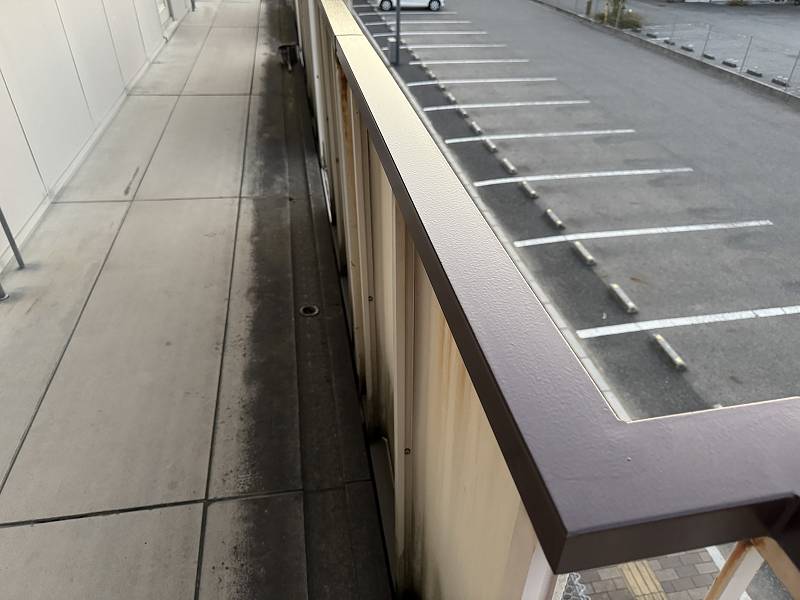 鉄骨上塗り完了