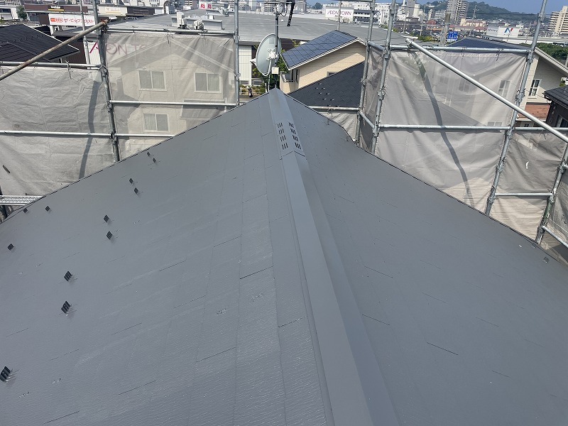彦根市のY様邸 屋根塗装が完了した施工後の仕上がり写真